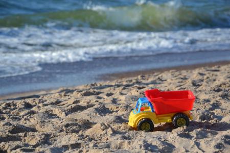 玩具车, 汽车, 玩具, 玩具, 海, 海滩, 沙子