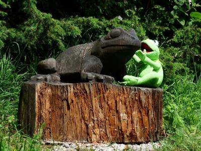 克米特, 青蛙, 谈话, 谈论一个, 互相交谈, 木材, 雕刻
