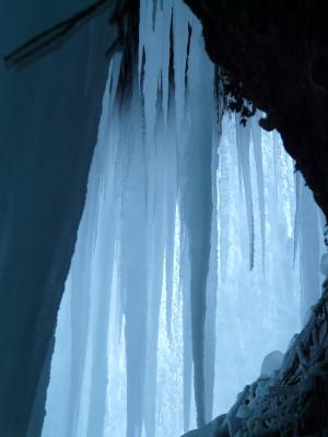冰洞, 冰帘, 冰柱, 冰的形成, 洞穴, 感冒, 钟乳石