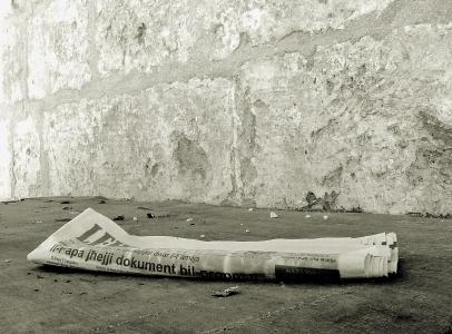 报纸, 昨天新闻, 丢弃, 日报, 新闻, 纸张, 媒体