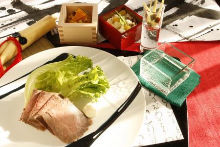 烤牛肉, 秋季美食, 上升的酒, 日式餐具