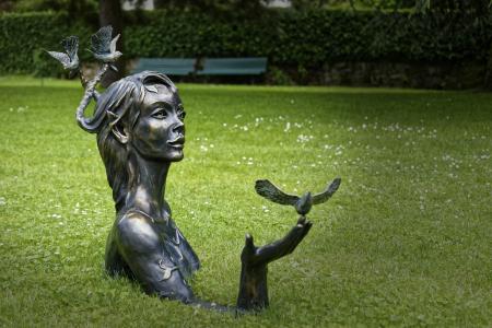 雕像, 女人, 花园, 草, 绿色的颜色, 白天, 户外