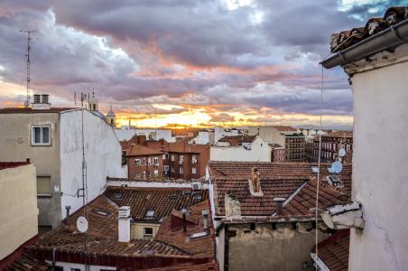 马德里, 屋顶, 日落, 一个, 余辉, 云彩, 傍晚的天空