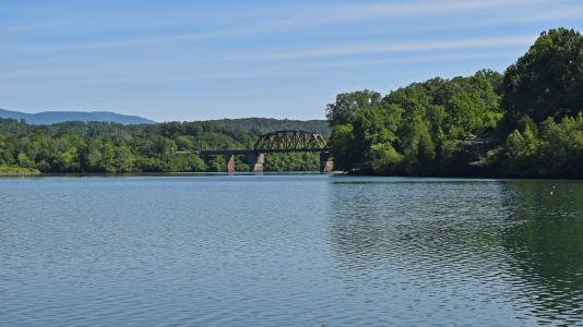 铁路桥, 梅尔顿湖, 金琪河, 田纳西州, 烟雾弥漫的山脉, 景观, 水
