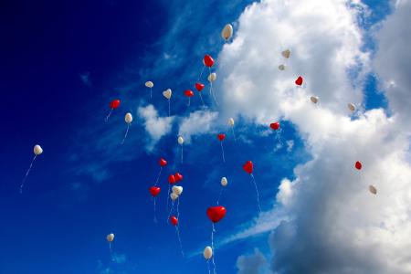 气球, 云彩, 飞, 心, 心形, 爱, 红色