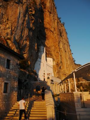 修道院, 黑山, 岩石