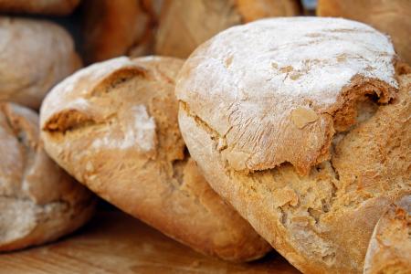 面包, 木炭烤面包, 一块面包, 面包壳, 脆皮, 弗里施, 食品