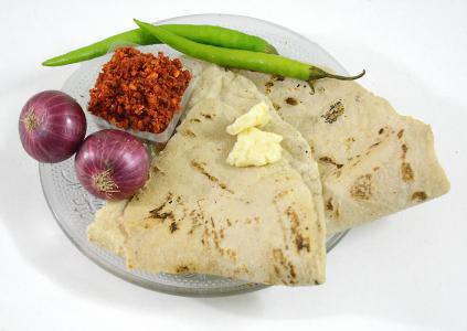 马哈拉施特拉, 食品, 马拉地语, bhakari, 罗迪, jwari, 面粉