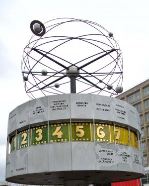 世界时钟, 柏林, 亚历山大广场, 具有里程碑意义, 时钟