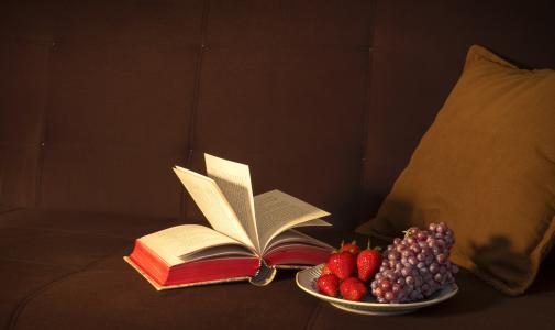 书, 食品, 水果, 葡萄, 板, 沙发, 草莓