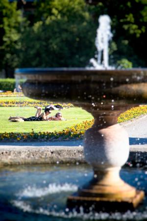 慕尼黑, 庭院花园, 夏季, 水, 喷泉, 草甸, 女孩