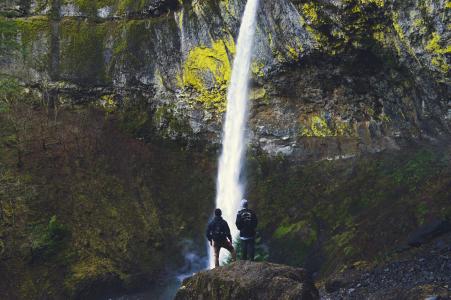 瀑布, 山, 徒步旅行者, 自然, 水, 景观, 流