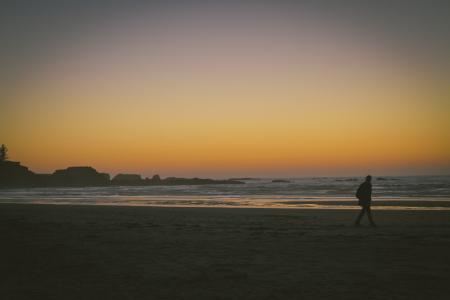 人, 行走, 海岸, 黄昏, 海滩, 海洋, 日落