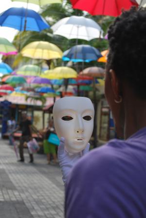 面具, 街道, 遮阳伞, 性能, 年轻, 人, 脸上