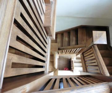 木制的步骤, 楼梯, 建筑, 楼梯, 栏杆, 楼梯, 步骤和楼梯