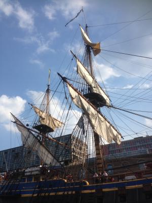 阿姆斯特丹, 三大师, 帆船, 航行中的船