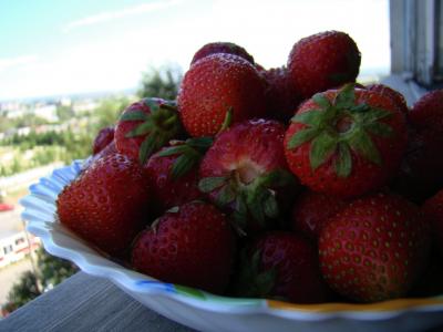 草莓, 浆果, 红色, 令人垂涎, 美味, 凉, 太阳