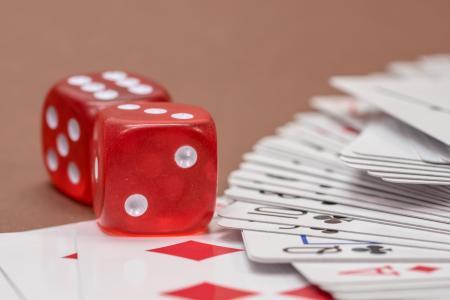 赌博, 纸牌游戏, 多维数据集, 掷骰子, 卡, 心, 扑克