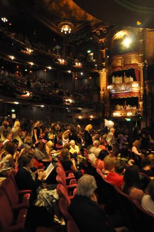伦敦钯, 剧场, 观众, 性能, 礼堂, 事件, 座位