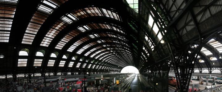 米兰, 中央火车站, 米兰中央条款, 火车站概况
