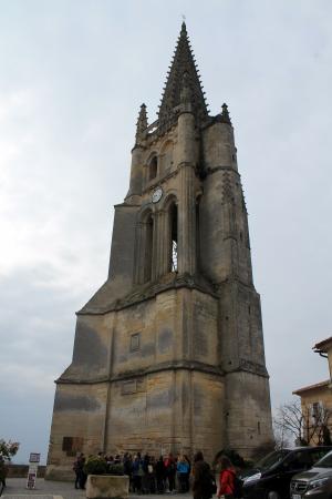 圣埃米利永, 法国, 博伽梵歌, 整体教会, 教会