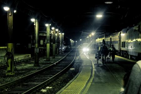 晚上, 人, 铁路轨道, rails, 铁路线, 火车站, 铁路轨道