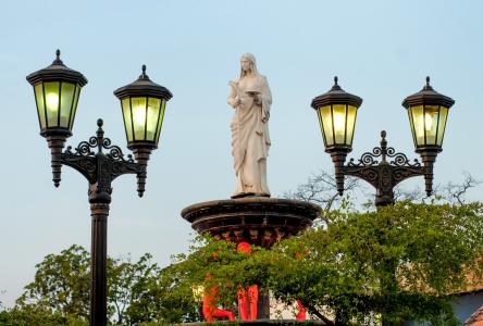 马拉开波, 委内瑞拉, 雕像, 纪念碑, 雕塑, 灯柱, 树木