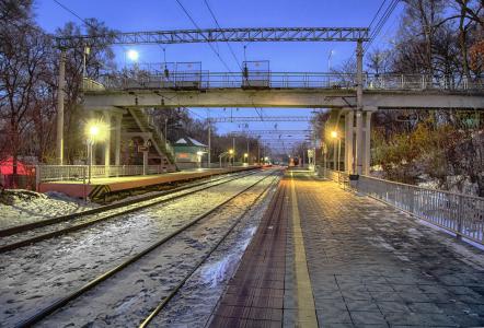 车站, 城市, 停止, 铁路, 符拉迪沃斯托克, 远东地区, 晚上