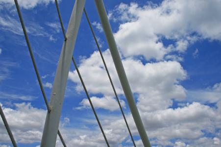 游船栏杆, 栏杆, 白色, 克制, 天空, 蓝色, 云彩