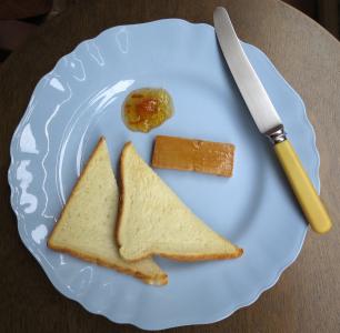 顿饭, 挪威生产, brunost 奶酪