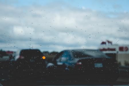 黑色, 轿车, 下雨天, 白天, 汽车, 雨, 交通