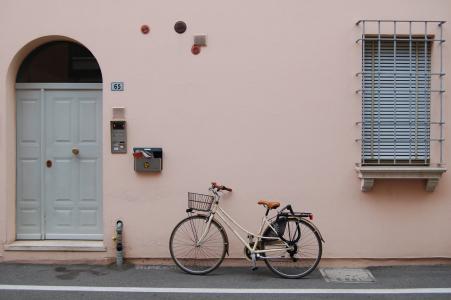 自行车, 自行车, 建设, 门, 街道, 墙上, 窗口