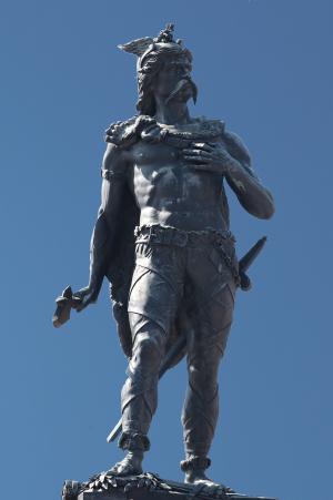 ambiorix, 雕像, 通厄伦, 凯尔特人的国王, eburonen, 领袖, 战士