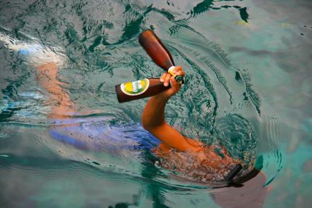 啤酒, 游泳, 海洋, 海, 瓶, 酒精, 度假