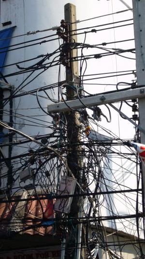 电源线, 有线沙拉, 纠结在一起, strommast, 混沌, 电源分配单元, 泰国