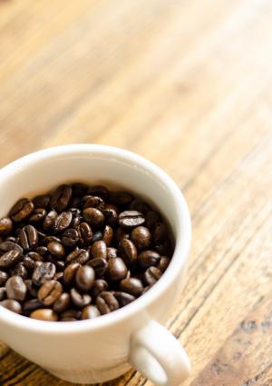 咖啡豆, 杯, 咖啡, 咖啡厅, 咖啡豆, 食物和饮料, 烤的咖啡豆