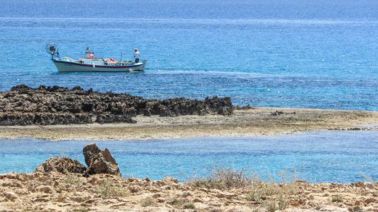 塞浦路斯, 岩石成本, 蓝色, 渔船, 海, 地中海, 海滩