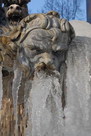 喷泉, 雕像, 海王星, 脸上, 冰, 凝胶, 冬天