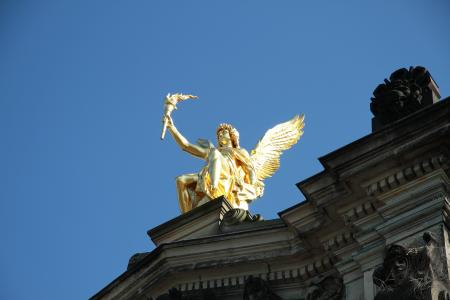 金色雕像, 金, 雕塑, 雕像, 屋顶, 建筑, 德累斯顿