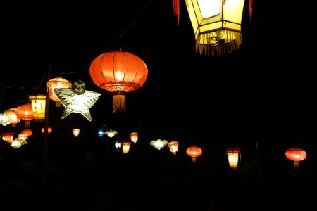 中国灯笼, 晚上, 花环