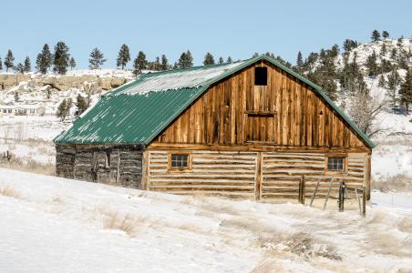谷仓, 木材, 雪, 冬天, 风化, 牲口棚木头, 绿色屋顶