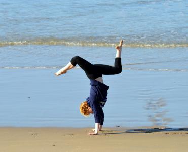 女孩, 体操, 海边, 姿势, 身体与精神和谐, 体育