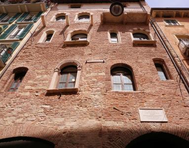 维罗纳, 意大利, 莉, 罗密欧与朱丽叶, 旧城, 建设, 从历史上看