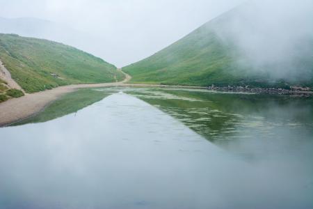 湖, 雾, 雾, 绿色, 灰色, 山, 反思
