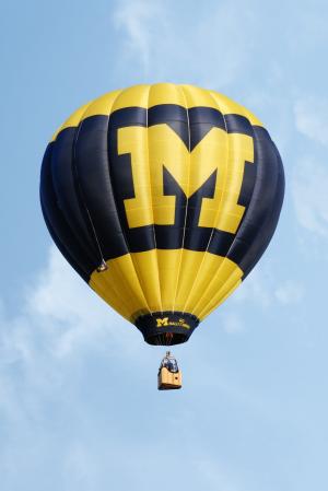 热气球, 密歇根大学, 蓝色, 黄色, 天空, 云的天空, 多色