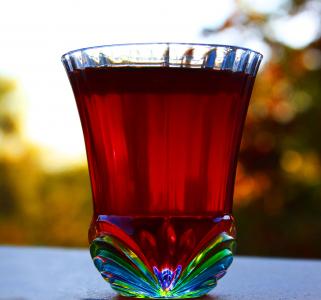 子弹的杯, 彩色的玻璃, 浆果亲切, 亲切, 红色液体, 一方, 酒吧