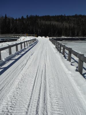 加拿大, 雪地摩托, 冬天, 雪, 桥梁, 雪地车, 魁北克省