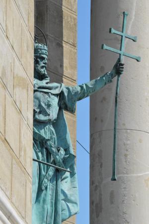 圣士提反, 布达佩斯, 国王, 英雄广场