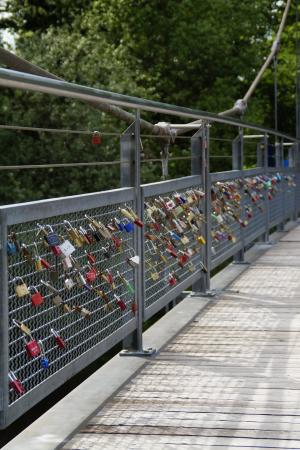 桥梁, 爱情锁, 城堡, 爱的城堡, 挂锁, 爱, 爱的象征
