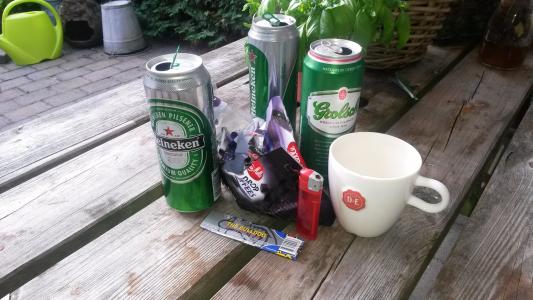 啤酒罐, 园桌, unordnug, 罐, 咖啡杯